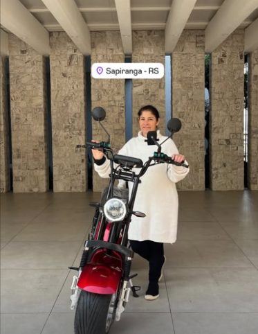 Cliente da Mob Sul com a scooter